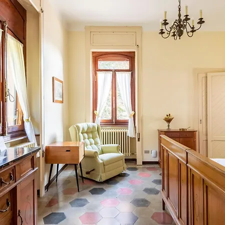 Jolanda, A Garamonds