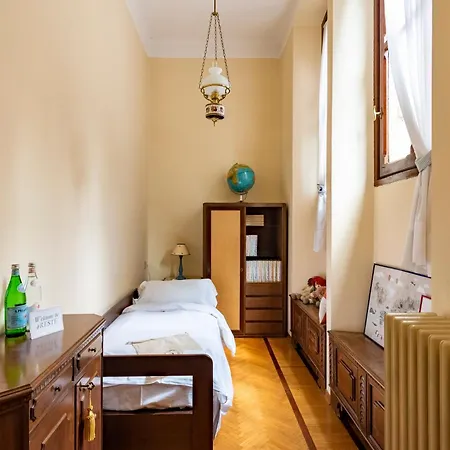 Villa Jolanda, A Garamonds Brunate