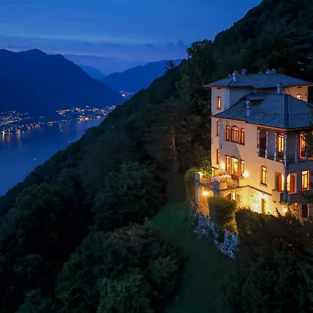 Jolanda, A Garamonds Villa *