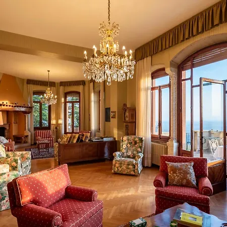 Villa Jolanda, A Garamonds Brunate