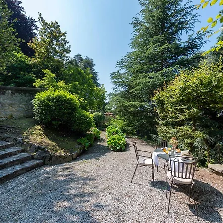 Jolanda, A Garamonds